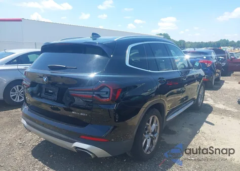 2022 BMW X3 xDrive30I z USA, uszkodzony, nr VIN 5UX53DP06N9J81603
